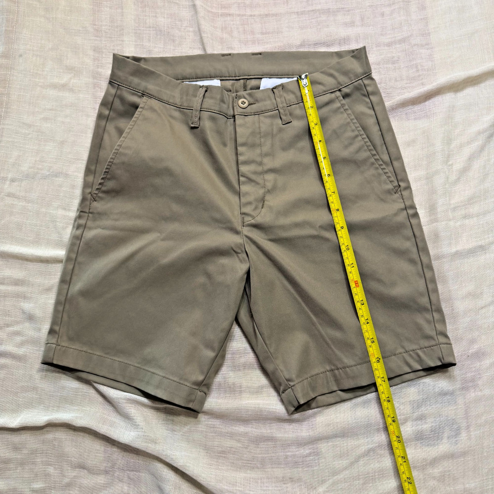 Bench Men's Khaki Chino Shorts Size 30 Excellent Used Condition - Picture 7 of 8